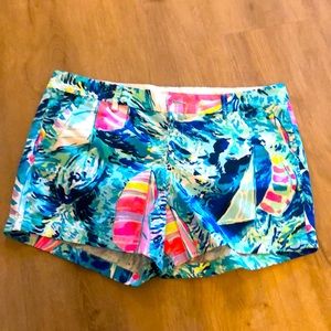 Adobrale NWT Lilly Pulitzer shorts